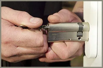 Uptown IL Locksmith Store Uptown, IL 773-831-4787